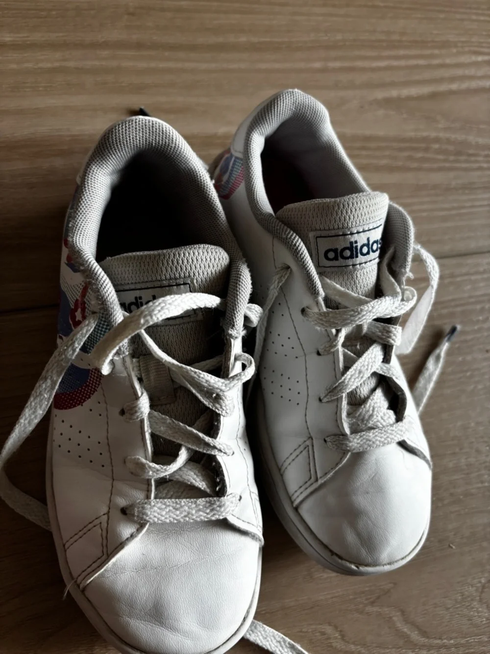 adidas White Sneakers with Red Insole and Multicolor Heel Logo
